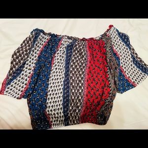 Crop top off the shoulder